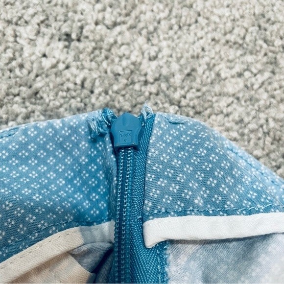 Talbots Classic Side Zip Light Blue and White Patterned Pants Size 10 - Picture 8 of 11